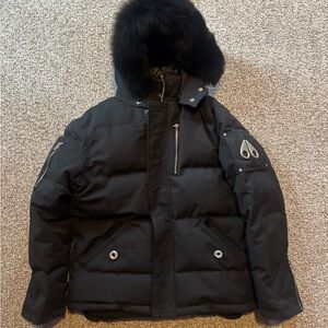 Black Puffer Jacket with Fur Hood Moose Knuckle
